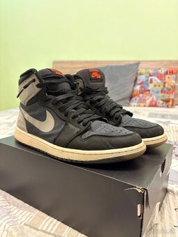 Air Jordan 1 High Element GORE-TEX Black Particle Grey - 3