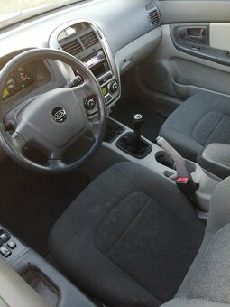 Kia Cerato 2,0CRDI - 3