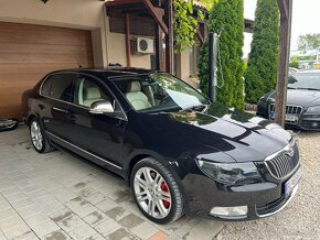 Škoda Superb 3.6 FSI V6 4x4 Elegance DSG - 3