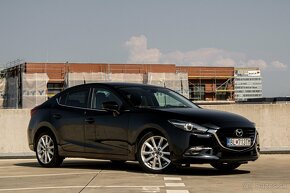 Mazda 3 2.0 Skyactiv G120 Revolution 2018 - 3