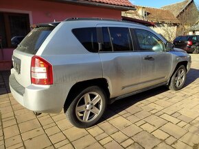 JEEP COMPASS 2.0 CRD 4x4 rok 2010 kod motora BWD - 3