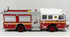 Seagrave NYFD Fire Truck 1:43 - 3