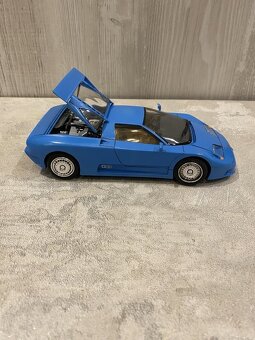 Bugatti EB 110 1:24 Bburago - 3