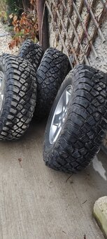 255/75 R17 BF Goodrich Mud terrain - 3