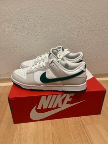 Nike Dunk Low - Retro - 3