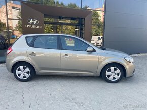 Kia Cee'd r.v.2012 1.majitel iba  74 000km - 3