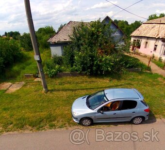 Boťany – STAVEBNÝ POZEMOK 1947 m2 so starým domom - Predaj - 3