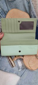 Dámska krásna zelená peňaženka - 3