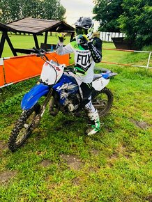 Yamaha YZ125 - 3