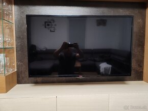 Predám smart tv LG42LN575S - 3