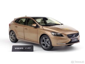 VOLVO V40 - 1:18 PAUDI - 3