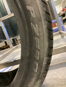 Predám 2 kusy letných pneu Pirelli - 3