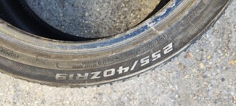 255/40 R19 letne - 3