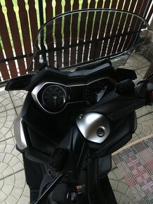 Yamaha x-max 125 - 3