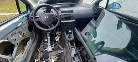 Citroen C4 rozpredam na suciastky alebo cele auto.za 150e - 3