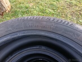 Predám pneumatiky 245/50 R19 4ks zimné - 3