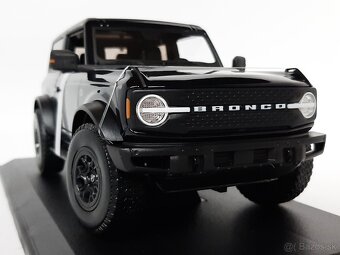 1:18 - Ford Bronco Wildtrak 2-door (2021) - Maisto - 1:18 - 3