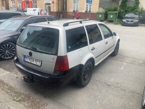 Volkswagen Golf 1.9 - 3