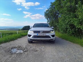 VW Touareg II 3.0 V6 TDI 4MOTION - 3