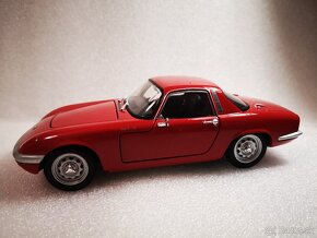 Predám kovový model  Lotus Elan 1965, 1:24 - 3