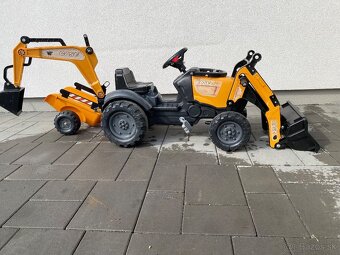 Falk Šlapací traktor 967N Case CE s nakladačom a - 3