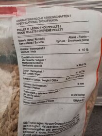 Smrekové drevené pelety A1.AKCIA 1050kg/270€ - 3