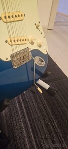 Fender Stratocaster JP USA - 3