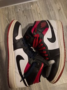 Jordan 1 mid - 3