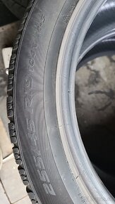 255/45 r19 pirelli Pzero - 3