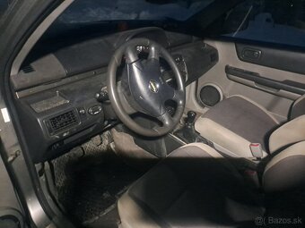 Nissan X- TRAIL T30 - 3