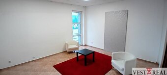 Na prenájom dvojkancelária- priestor 52 m2 Trnava Sladovníck - 3