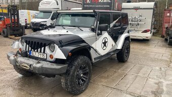 Jeep Wrangler / Wrangler Unlimited Sahara - 3