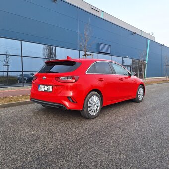 Kia Ceed 1.4 tgdi 103kW Gold - 3