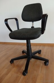 Kancelárska stolička - 3