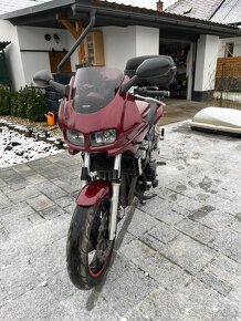 Yamaha FZS 600 Fazer - 3