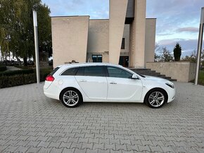 Opel Insignia 2.0 CDTi 96kw M6 2010 - 3