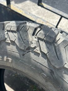 Predám BFgoodrich All-Terrain KO2 265/65 R17 - 3