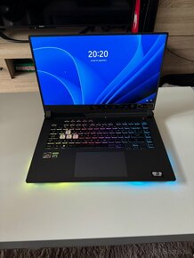 Asus ROG Strix - 3