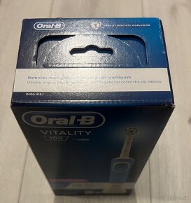 Zubná kefka Oral-B Vitality 100 Sensi Ultra Thin Blue - 3