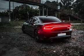 Dodge Charger 6.4 HEMI - 3