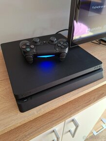 Predám PS4 Slim 500GB - 3