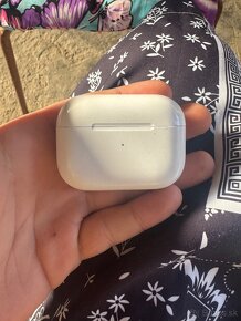 Apple Air Pods Gen 2 - 3