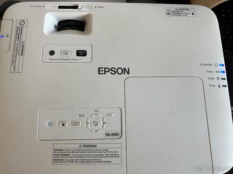 Projektor Epson - 3