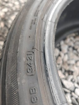 Letné pneumatiky 235/40 R19 - 3