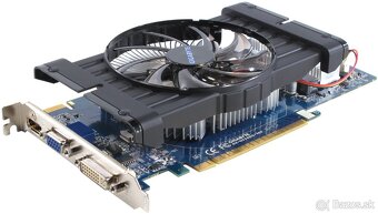 GIGABYTE  GTX 550 Ti  /  1.GB - 3