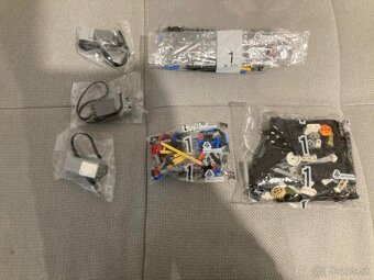 Lego Technic 42129 - 3