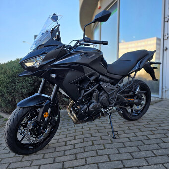 Kawasaki Versys 650 čierny - 3