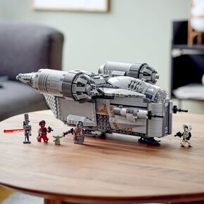 LEGO® Star Wars™ 75292 - 3