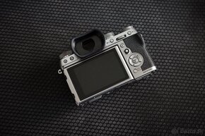 Fujifilm X-T2 Silver Graphite - 3