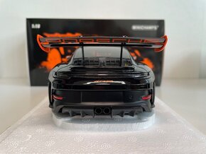 1:18 Porsche 911 (992) GT3RS - 3